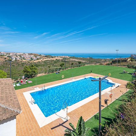 Atico Familiar Vistas Al Mar Daire Manilva Dış mekan fotoğraf