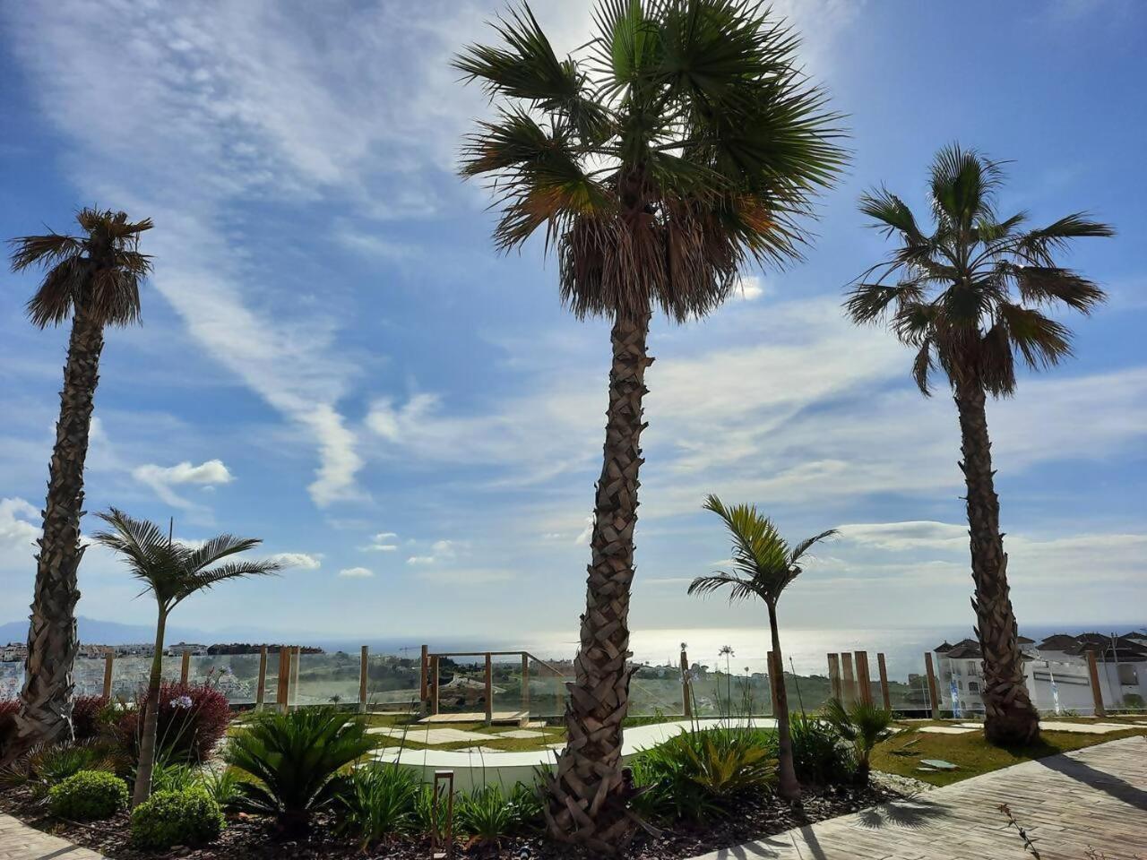 Atico Familiar Vistas Al Mar Daire Manilva Dış mekan fotoğraf
