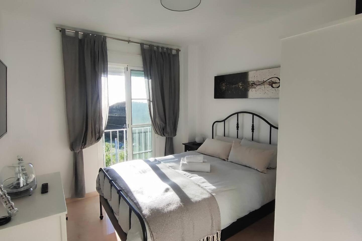 Atico Familiar Vistas Al Mar Daire Manilva Dış mekan fotoğraf